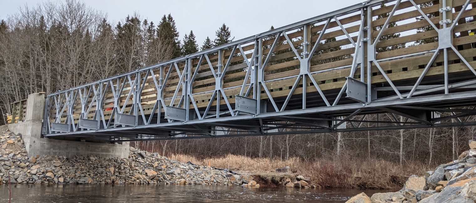 Replacing a recreational bridge across the Odell river, New Brunswick, Canada